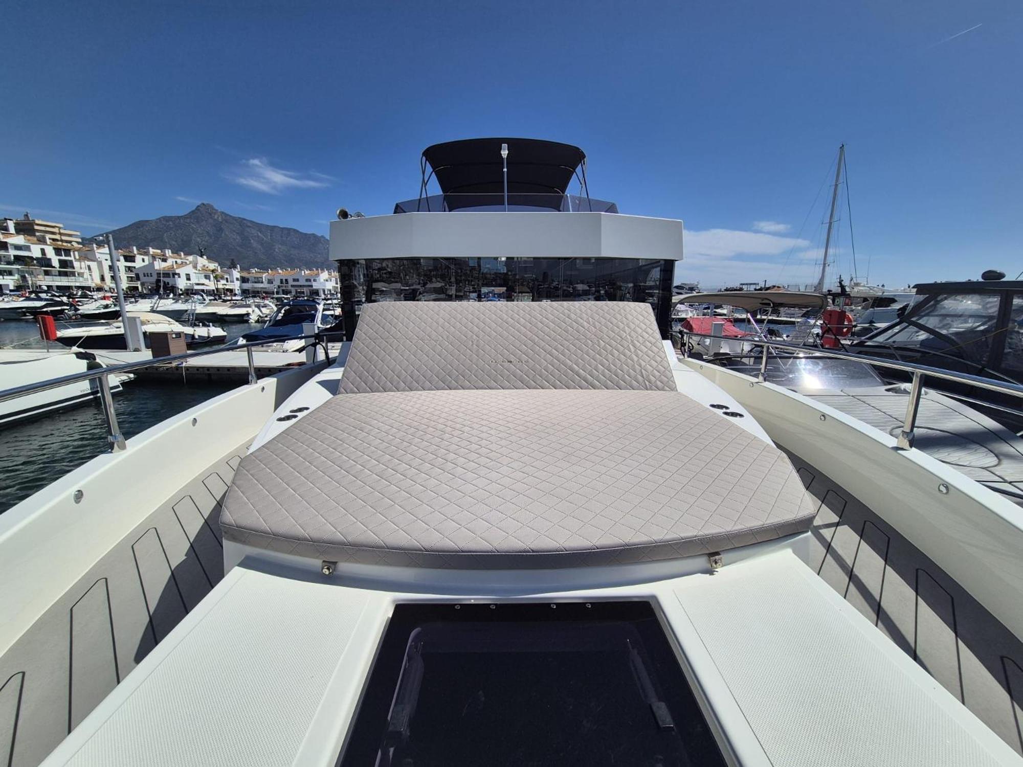 Puerto Banus Yacht Sky&sea *